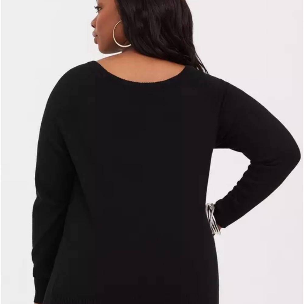 Torrid Black and Silver Reversible Sequin Heart Pullover - Picture 4 of 9